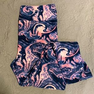 Lularoe TC Swirl / Breast Cancer Support Leggings - BNWOT